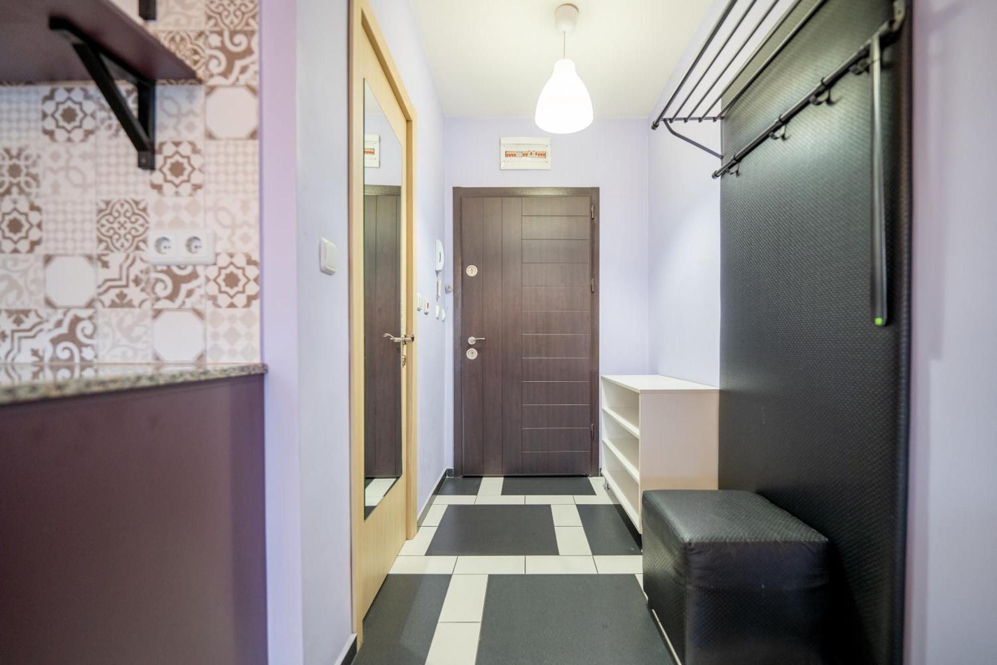 Spacious In The Heart Of Studentski Grad Apartment *